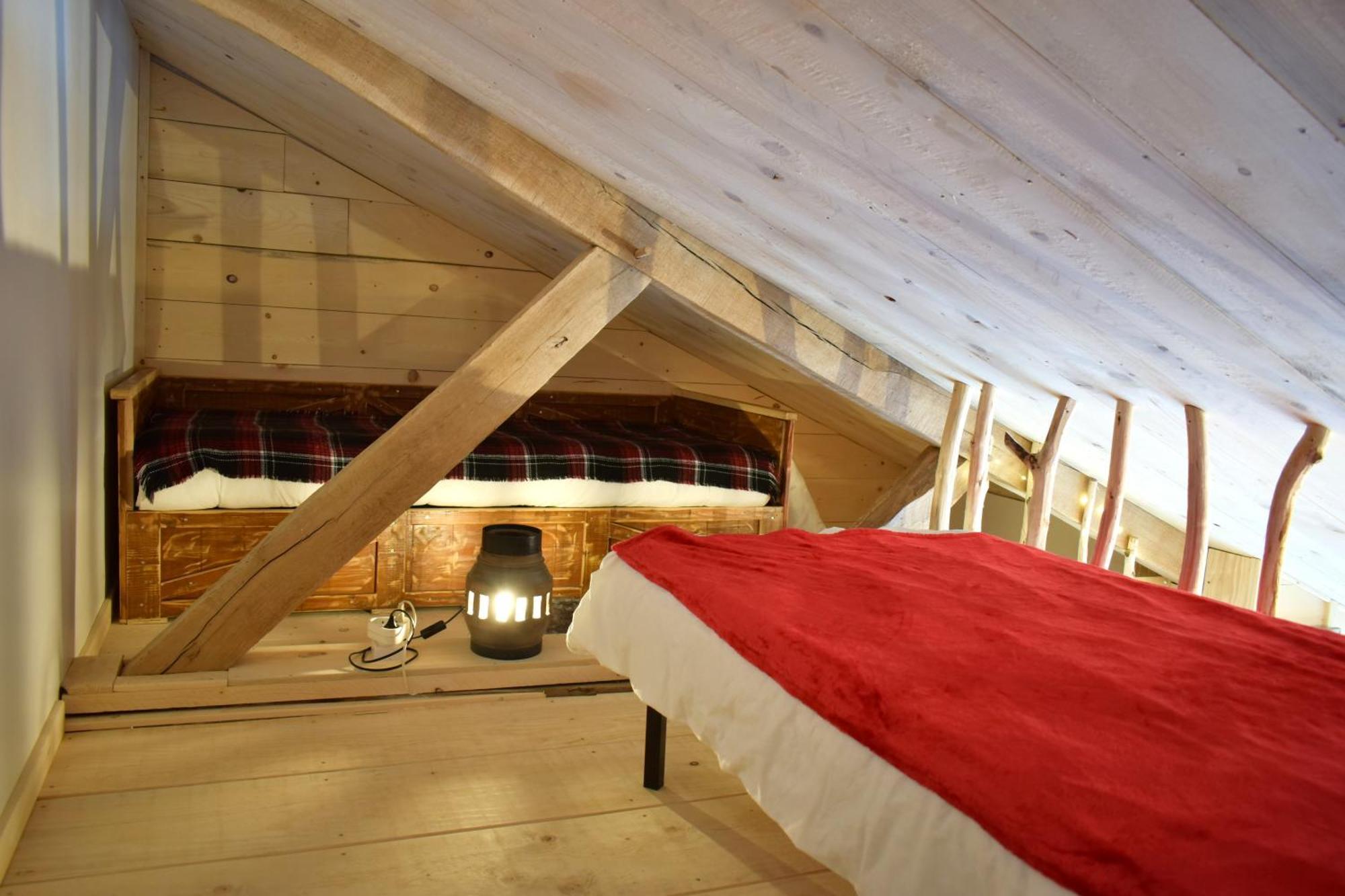 L'Oree Du Bois Gaubau Saint-Georges-sur-Layon Extérieur photo