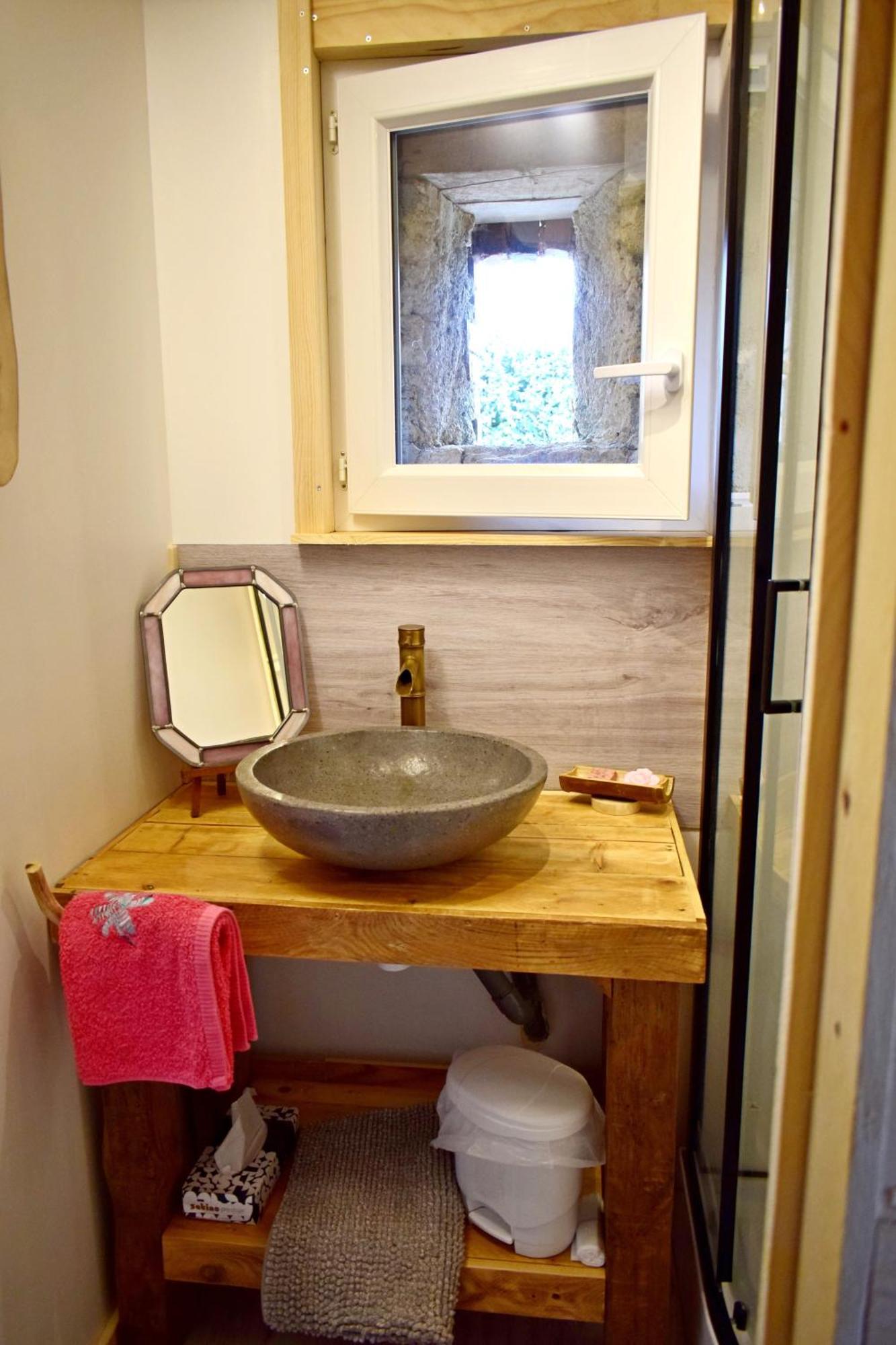 L'Oree Du Bois Gaubau Saint-Georges-sur-Layon Extérieur photo